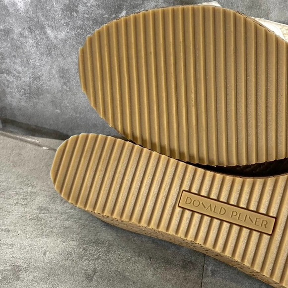 Donald Pliner Women's Natural Canvas Ilonar Crisscross Wedge Platform Sandals - Picture 12 of 13